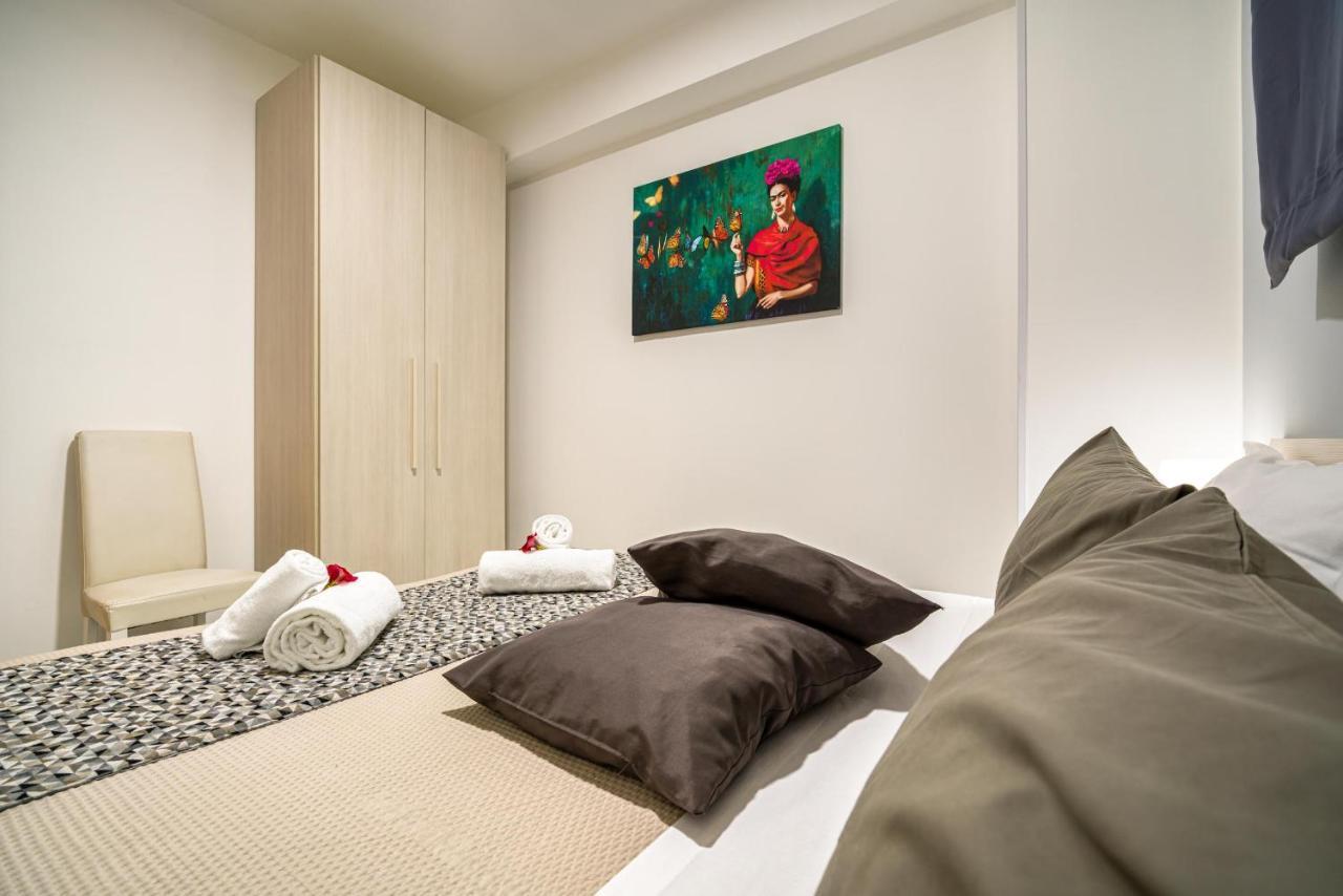 Loft Baia Di Letojanni Lägenhet Exteriör bild