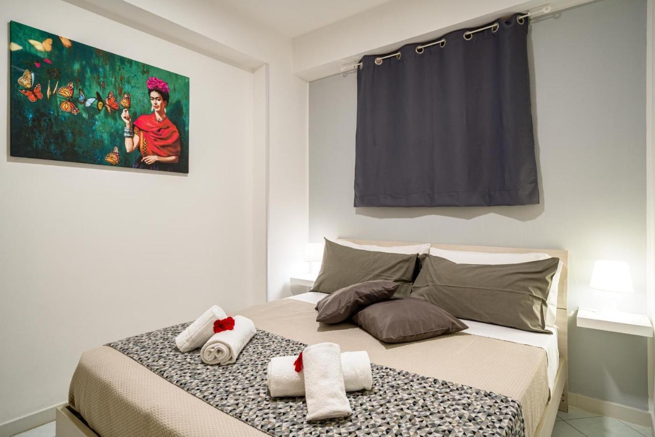 Loft Baia Di Letojanni Lägenhet Exteriör bild