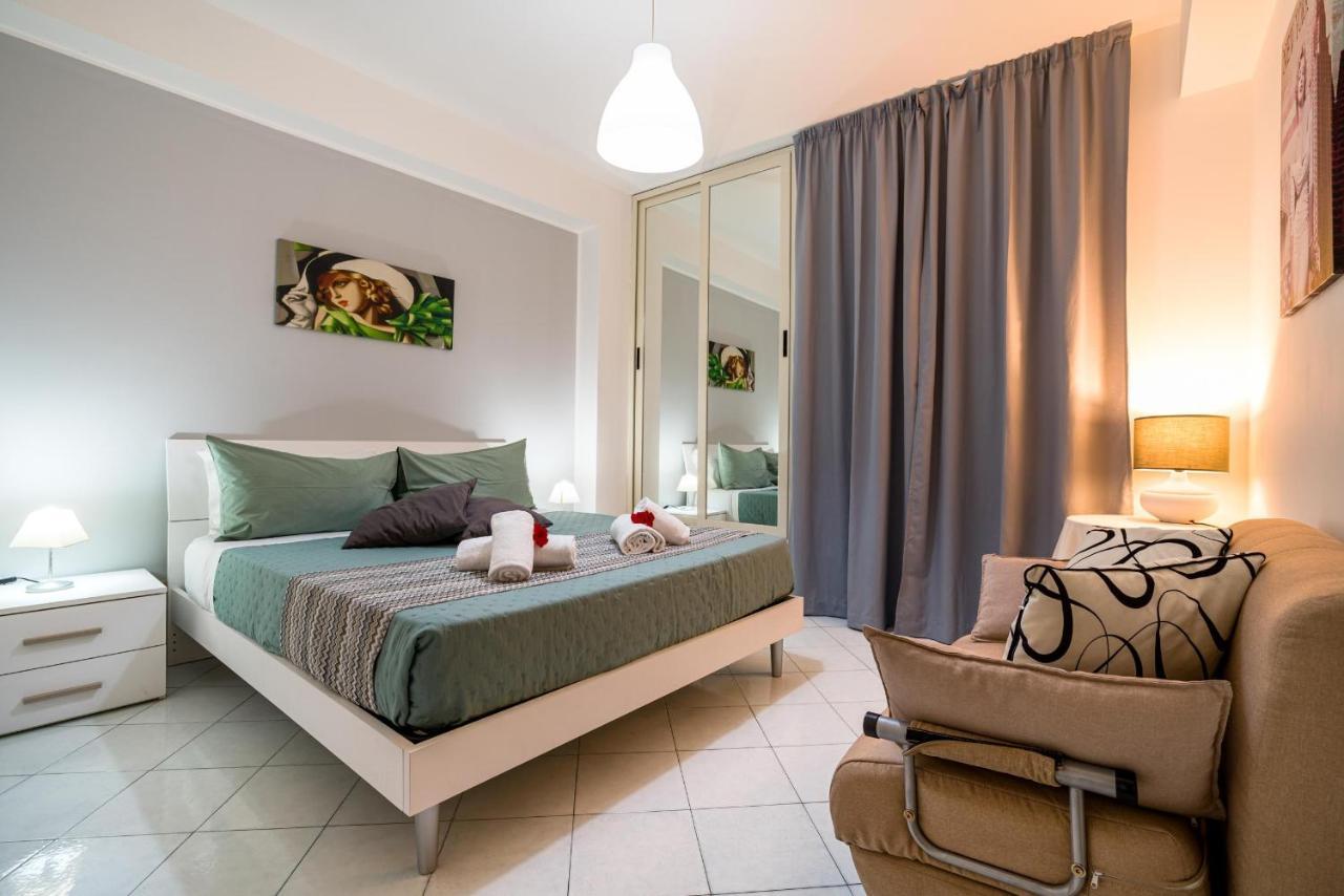 Loft Baia Di Letojanni Lägenhet Exteriör bild